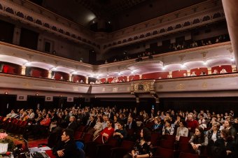Ember és mikroorganizmus összetett kapcsolatáról tanácskoznak magyar orvosok Marosvásárhelyen