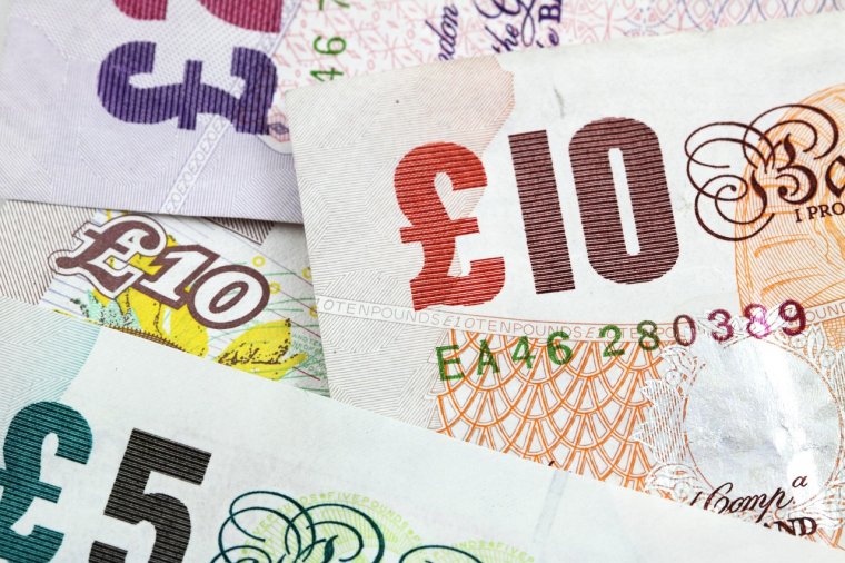 London a zárolt orosz pénzügyi eszközök hozamából folyósított hitelt Ukrajnának
