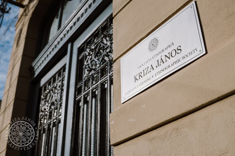 „A magyar népi kultúrában nem húzódnak országhatárok” – Erdélyi és magyarországi néprajzkutatók konferenciája Kolozsváron