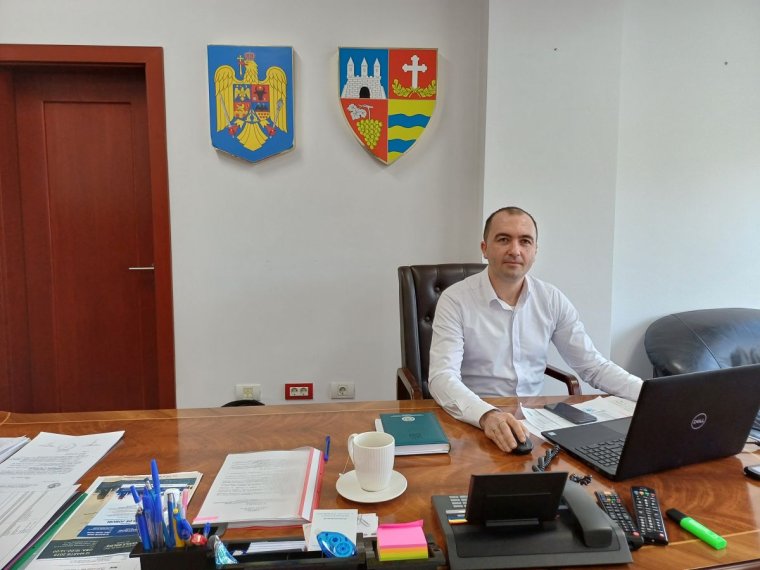 Nagyobb beleszólásunk van a döntésekbe – Péró Tamás RMDSZ-es alelnök Arad megye költségvetési tervezetéről