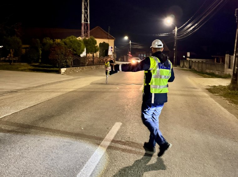 Nem csak jogosítvány nélkül, hanem részegen is vezettek
