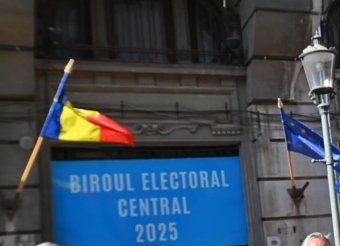 Dőlnek a panaszok a Központi Választási Irodához