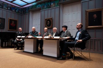 Izsák Balázs üzent J. D. Vance-nek, és elárulta, miért nem szavaz Crin Antonescura