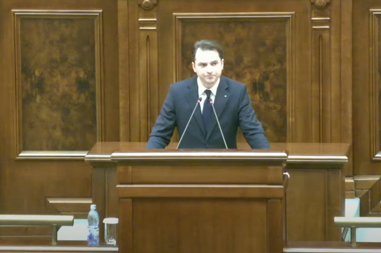 •  Fotó: senat.ro