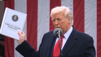 Trump elhalasztotta az EU-ra kivetett büntetővámok bevezetését