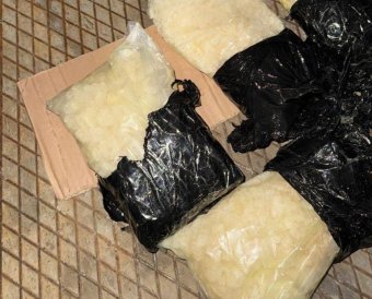 Csomagküldő szolgálaton keresztül vásárolt drogot egy szatmári férfi, őrizetbe vették