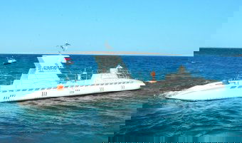 Sokan meghaltak, amikor elsüllyedt egy turistákat szállító tengeralattjáró Egyiptom partjainál