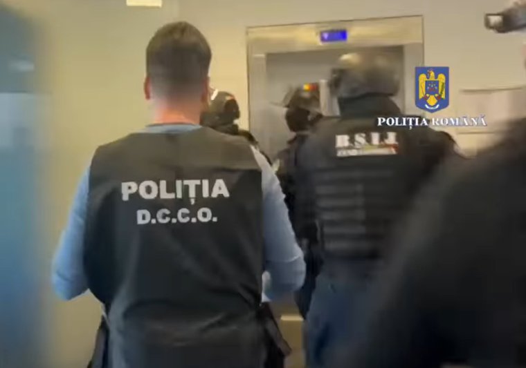 Házkutatási nagyüzem gazdasági és pénzügyi bűncselekmények gyanúsítottjainál