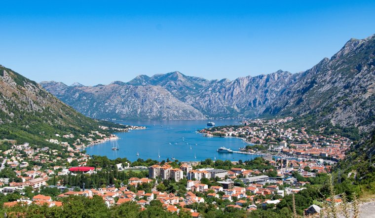 Montenegró hidat tervez a Kotori-öböl fölé