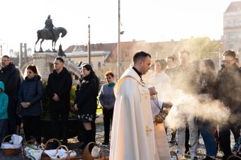 Megáldották az ételkosarakat húsvétvasárnap Kolozsváron - Fotóriport