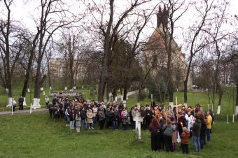 „A reményt nem lehet megszerezni, hiszen ajándék” – Darvas Piroska teológus, segítőnővér a húsvét lelkiségéről 1.