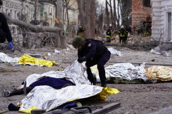 Az oroszok állítják: ukrán katonákat, nem civileket öltek Szumiban