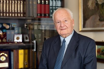 „A szerencse és a kitartó munka határozta meg egész életemet” − Interjú dr. Uray Zoltán olimpikon vívóval, sugárbiológussal