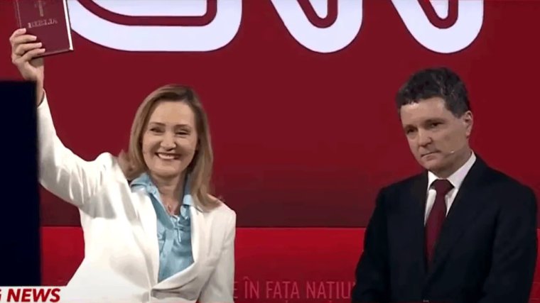 Antonescu és Dan az utolsó államfőjelölti vitán is összecsapott az ingatlanügyek miatt, Lasconi a Bibliára tett esküt kért