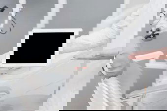 Magyarországon terjeszkedik egy romániai fogászati cég