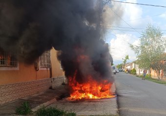 Őrizetbe vették a férfit, akinek „jóvoltából” kiégett egy kisteherautó