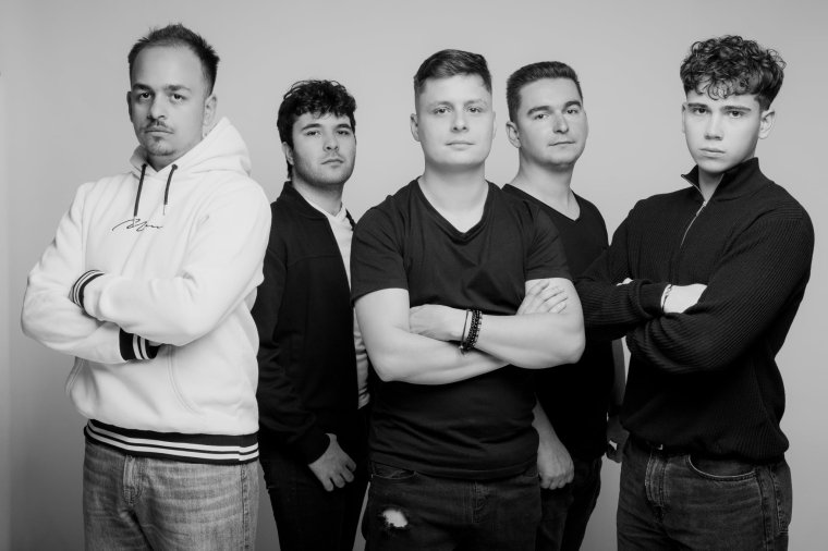 Új dallal és klippel rukkolt elő az első nagylemezén dolgozó NÉKED (Videó)