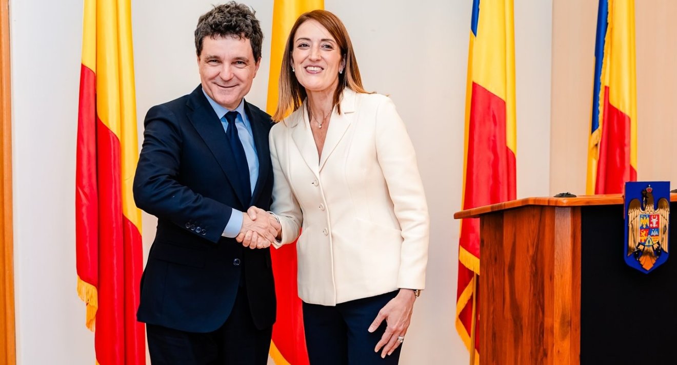 Roberta Metsola és Nicușor Dan