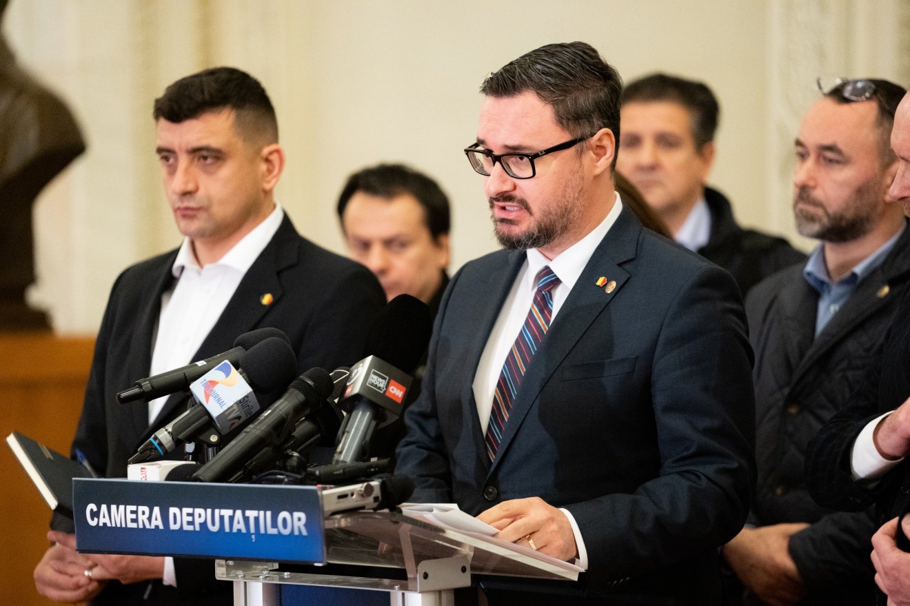 George Simion jobbkeze, Dan Tanasă