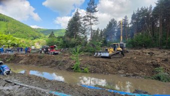 Meg kellett hosszabbítani a veszélyhelyzetet Parajdon a sóbányába beszivárgó víz miatt