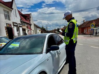 Bűnhalmozás: jogosítvány nélkül, részegen vezetett forgalomba be nem írt járművet