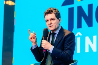 Lengyelországba megy Nicușor Dan