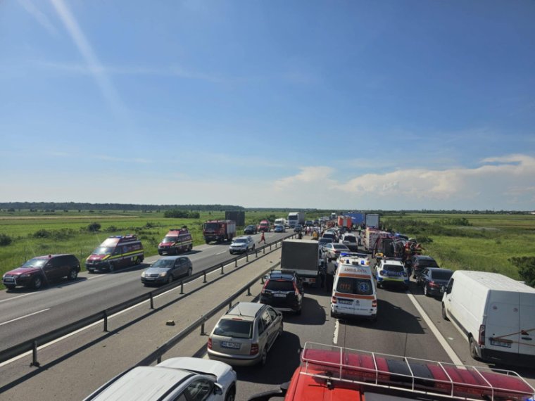 Meghalt egy gyermek az A1-es autópályán történt balesetben