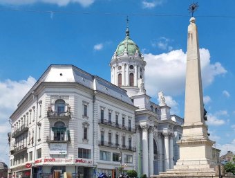 „Nincs két egyforma műemléképület Aradon, mindegyik a kedvencem” – Kurunczi Ferenc fotóival óvja az épített örökséget