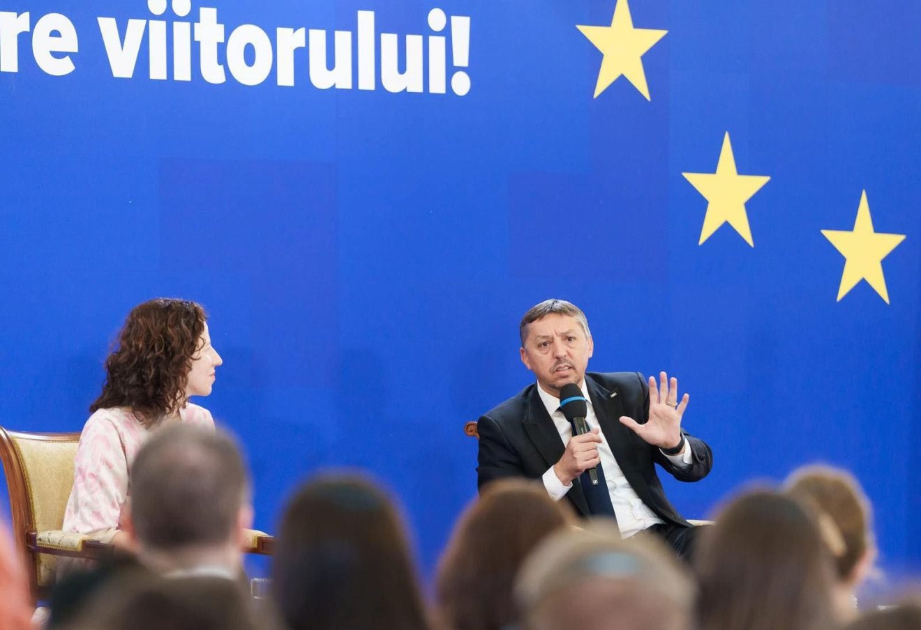 Daniel David érdemösztöndíjak