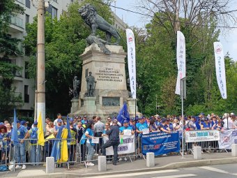 „Méltányos adóreformot” követelnek a szakszervezetek