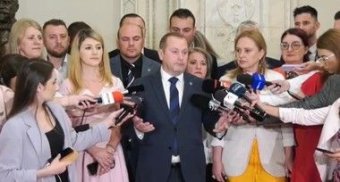 Európa-barát szuverenista mozgalmat hoz létre két szélsőséges román párt