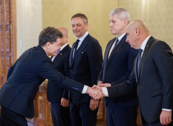 Patthelyzet a kormányalakítás kapcsán Bukarestben, nézeteltérés Dan és Bolojan között