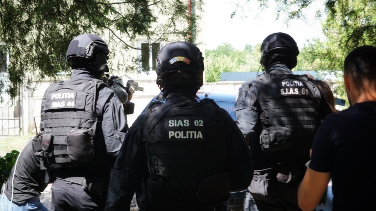 Mezőméhesi gyilkosság: fejeket követel a rendőri szakszervezet a nyomozás alakulása miatt
