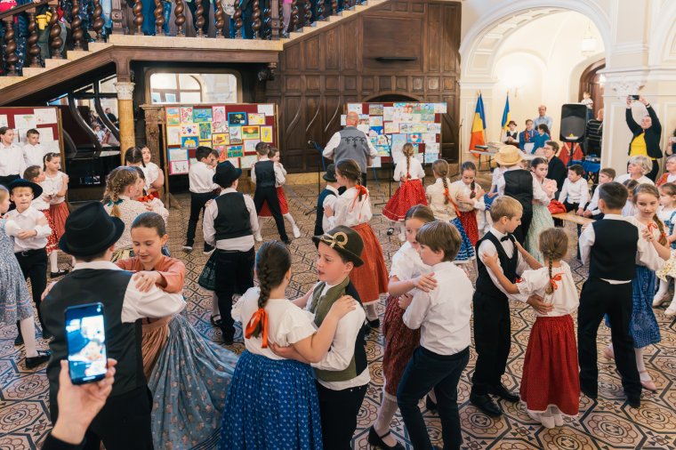 Népi kultúrával köt össze generációkat a nagykárolyi Rekettye egyesület