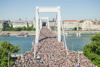 Budapest Büszkeség: szeretet, szabadság, feljelentés és ellenzéki „egyesülés” a betiltott Pride-on