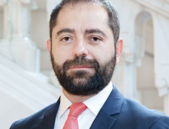 Elnöki tanácsadó: a várt gazdasági növekedés elmarad, de a recesszió elkerülhető, szükség van a megszorításokra
