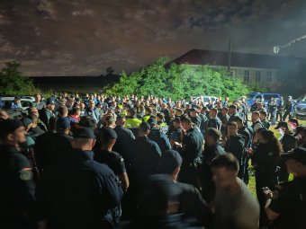 Több száz rendőr folytat hajtóvadászatot a barátnőjét felgyújtó férfi ellen a Mezőségen