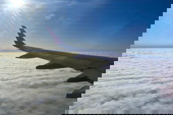 Țoiu: Oroszország eddig nem kérte Romániától, hogy nyissa meg a légterét a Budapestre készülő Putyin számára