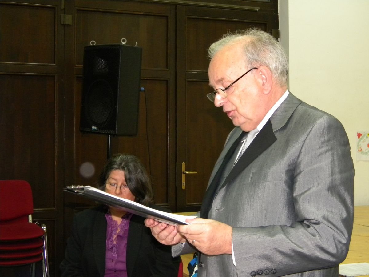 Matekovits Mihály a magyar pedagógusszövetség (RMPSZ) Arad megyei szervezetének tiszteletbeli elnöke maradt •  Fotó: Pataky Lehel Zsolt