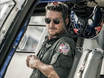 Balesetben meghalt Felix Baumgartner, aki ejtőernyős ugrás során elsőként lépte át a hangsebességet