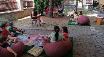 Kertkönyvtár nyílik Sepsiszentgyörgyön, várják az érdeklődőket