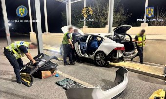 Több mint egy kiló kokaint találtak egy gépkocsiban a határrendészek