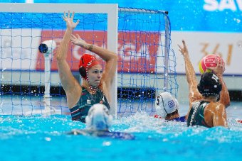 Elszenvedte első vereségét a vb-n, ezüstérmes a magyar női vízilabda-válogatott