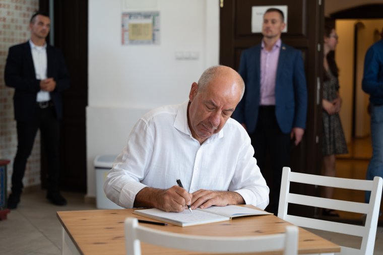 Sulyok Tamás jogi eszközökkel is kész harcolni: semmilyen többség sem adhat felhatalmazást a jog uralmának a semmibevételére