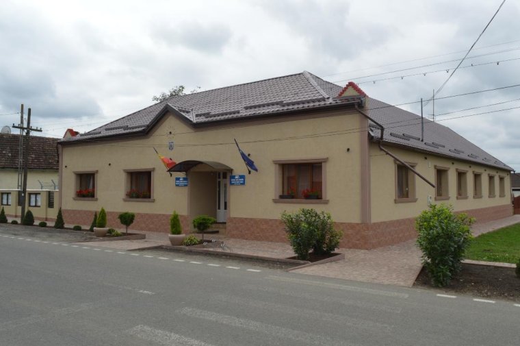 AUR-barátsággal vádolja az RMDSZ-t a szaniszlói alpolgármester-választás kapcsán az EMSZ