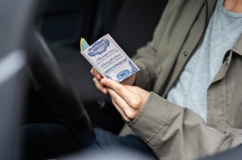 Kezdő sofőrök nem vezethetnének nagyon erős autókat egy tervezet alapján