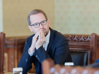 Fritz: nem vesszük el a beruházásokra szánt pénzt, mert ami nincs, azt nem lehet elvenni