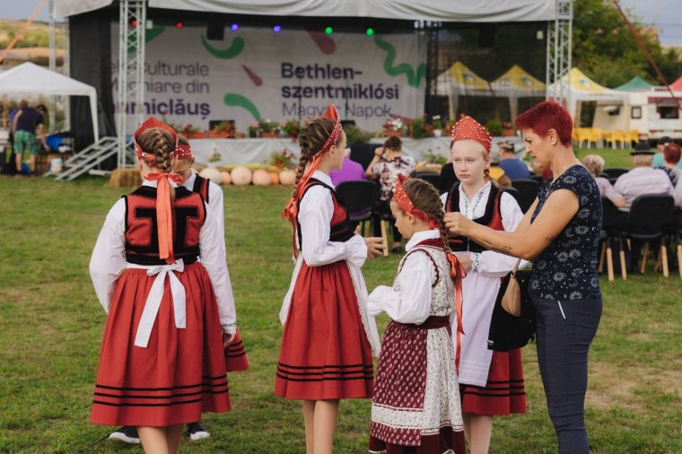 Kultúrát közvetít, identitást erősít a magyar napok Bethlenszentmiklóson