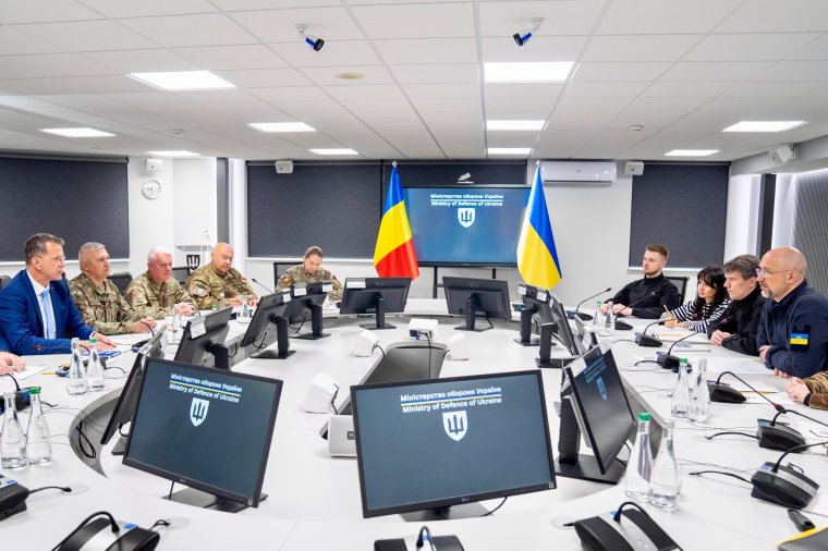 Zelenszkij megköszönte a Románia szállította védelmi felszerelést