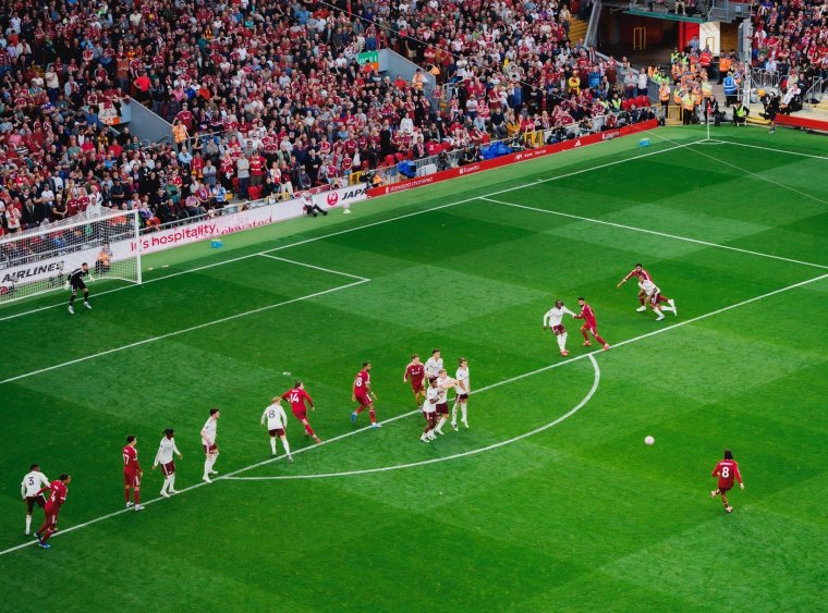 Szoboszlai álomszerű góljával nyert a Liverpool